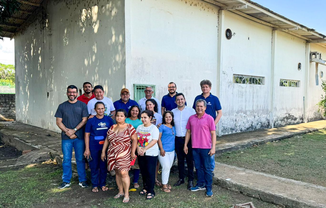 Dirigentes de cooperativas da agricultura familiar visitam espaço da futura sede da Central