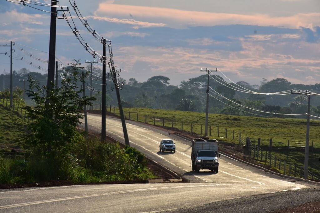 Transacreana: Importante polo do agronegócio da capital recebe obras de asfaltamento