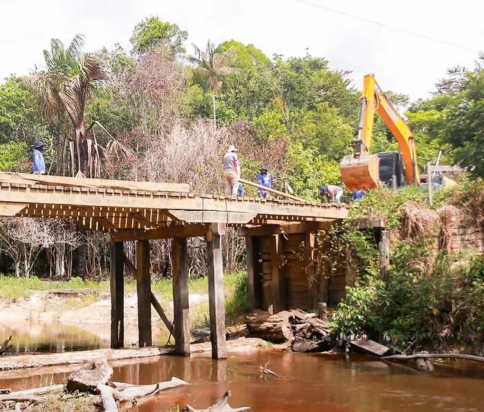 Cruzeiro do Sul: Ramais e pontes no Badejo do Meio e de Cima são recuperados