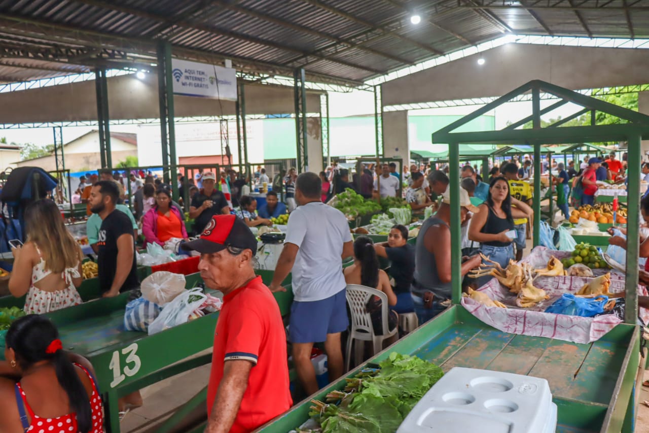 Brasiléia inova e instala rede wi-fi na Feira do Agricultor, a maior da cidade