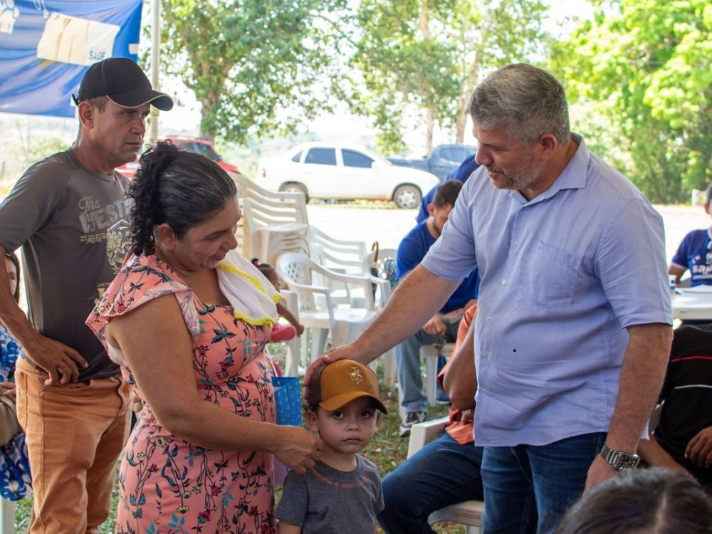 Ramal dos Cachorrinhos de Epitaciolândia recebe programa Saúde na Comunidade