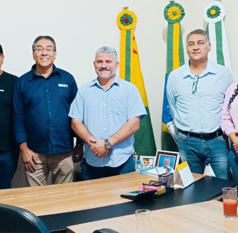 Sérgio Lopes e Ricardo Araújo discutem retomada da obra do Anel Viário em Epitaciolândia
