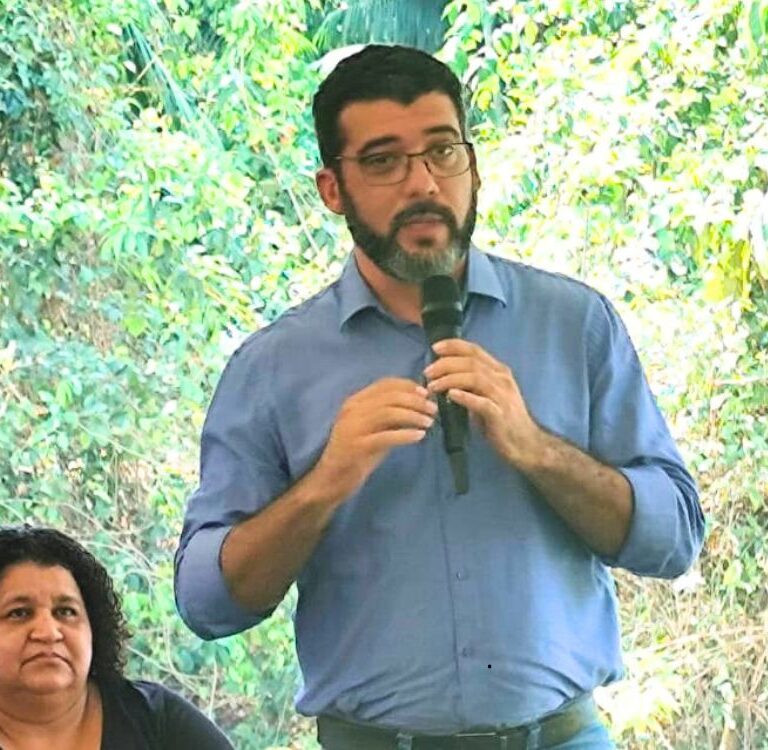 Kamai: “projeto da vaca mecânica de Bocalom depende de soja do sul e não tem resultados práticos”