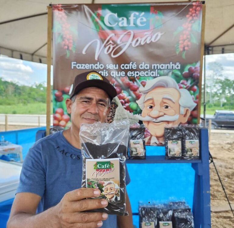 Em exposição na TKRS, produtor artesanal sonha em ver Tarauacá como a cidade do café