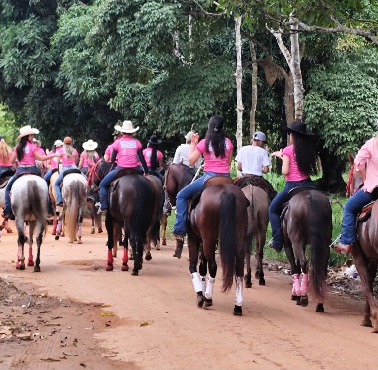 Cavalgada do Haras Lua Santa une tradição, resistência e protagonismo feminino, na capital