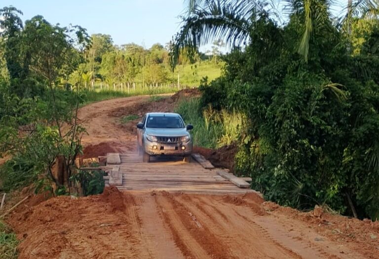 Gestão Sérgio Lopes massifica recuperação de ramais e reconstrução de pontes em Epitaciolândia