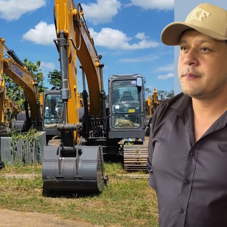 Sérgio Mesquita celebra entrega de máquinas e prevê melhorias nos ramais de Epitaciolândia