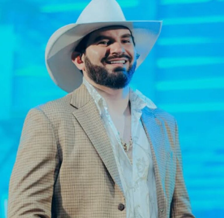 Com entrada gratuita, Sertanejo Loubet é atração nacional da Expo Fronteira nesta sexta-feira